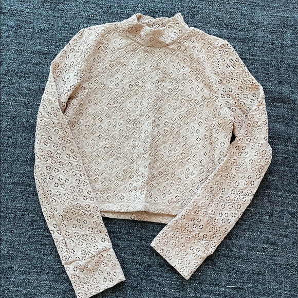 Night Cap Lace Top - Picture 3 of 5